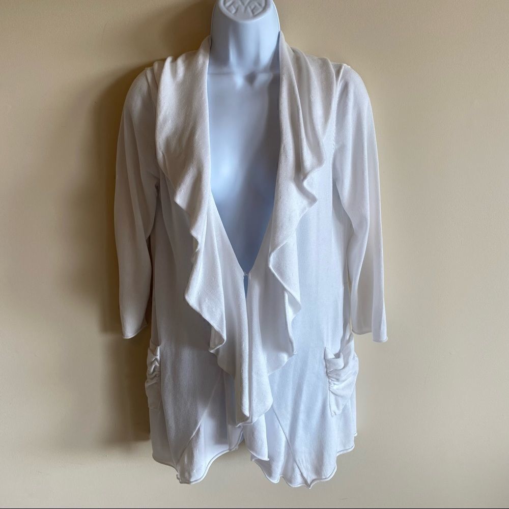 ETCETERA Women’s medium Cotton white Ruffled Button Up Cardigan